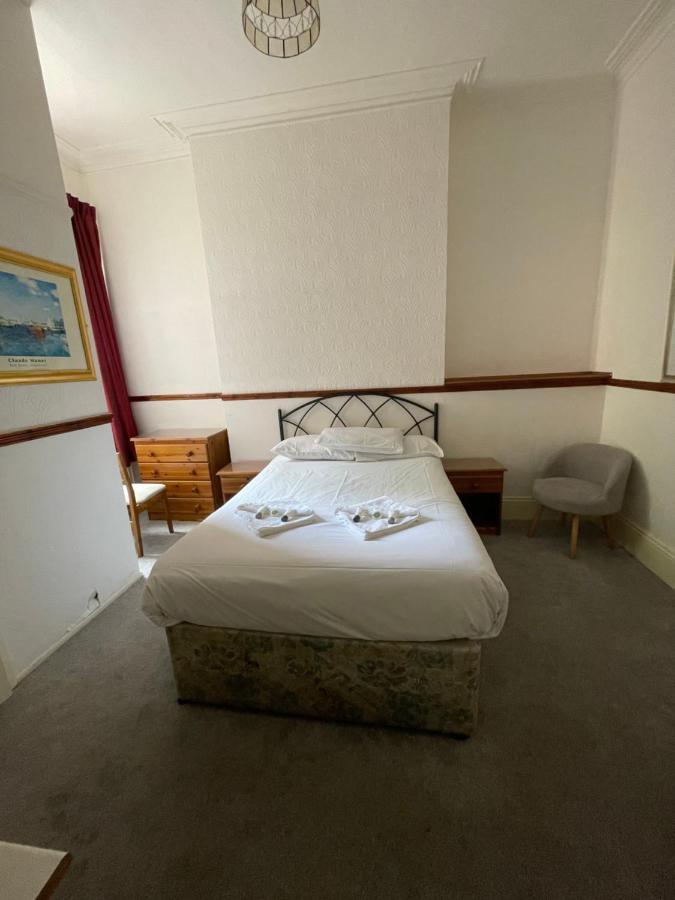 The Lodge Bournemouth Exteriör bild